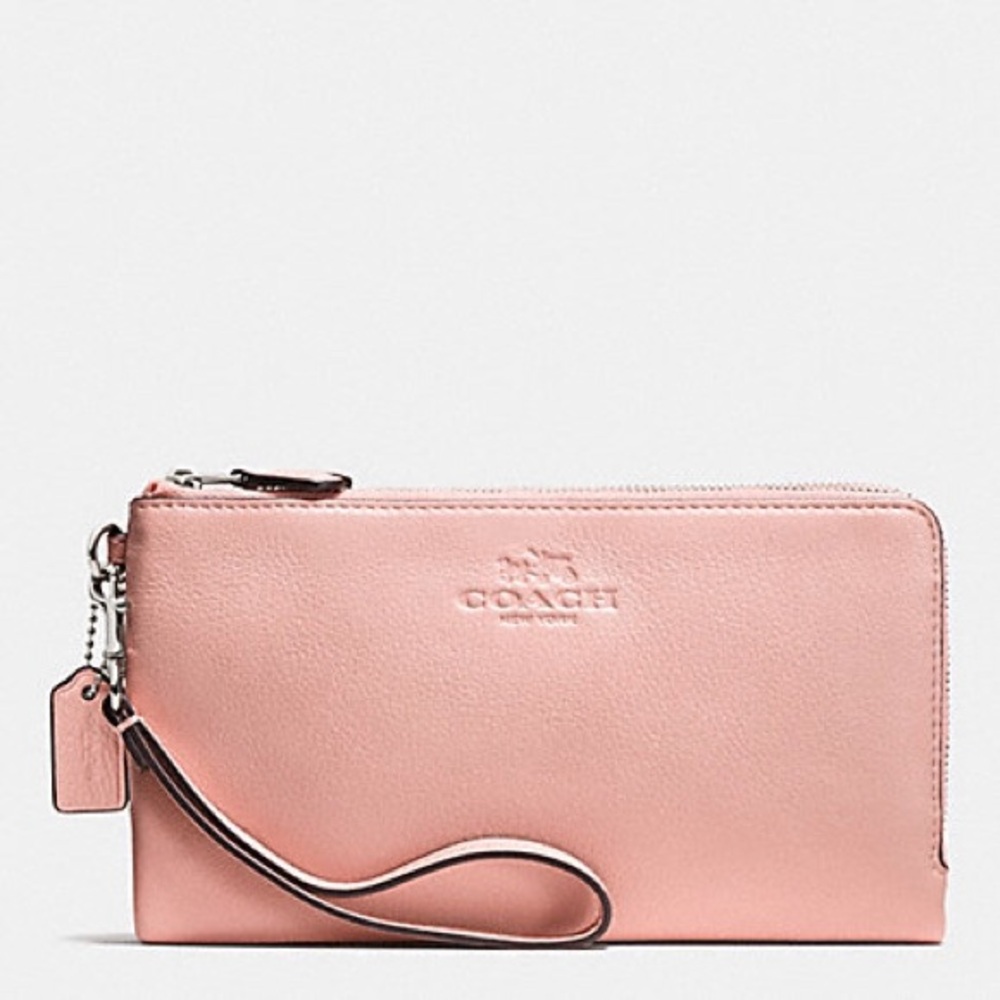 💥Beautiful Coach Blush Wristlet/Wallet